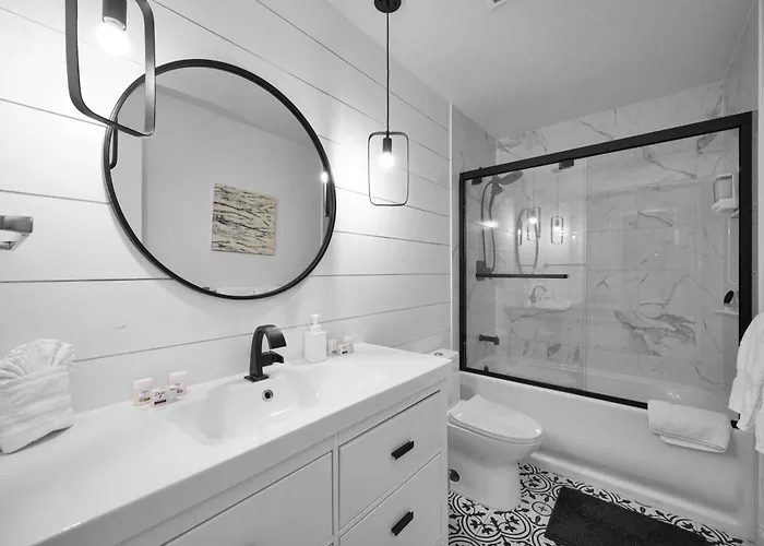 The Cozy Cactus L 5 Min To Old Town L Pool L Hot Tub Holiday home